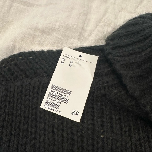 H&M Cableknit black sweater - Picture 2 of 2
